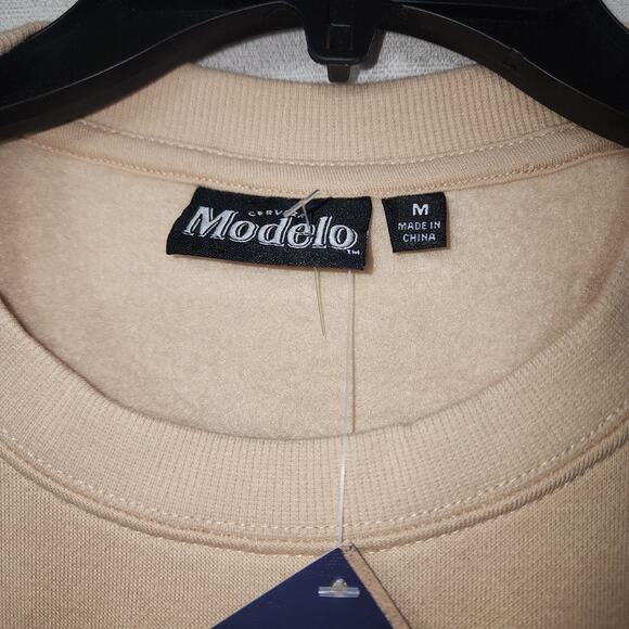 Modelo men's medium sweatshirt-First picture is back - Picture 3 of 7